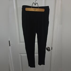 St John Sport Size 8 Black Stretch Smooth  Skinny Pants